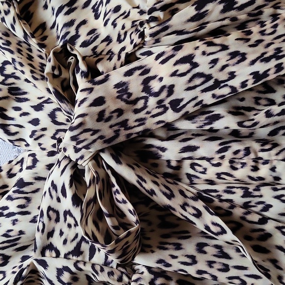 L'ATISTE Leopard Print Romper - Picture 12 of 14